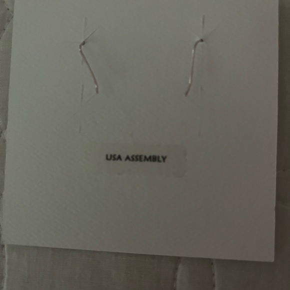 Sundance Filigree Earrings - Picture 2 of 3